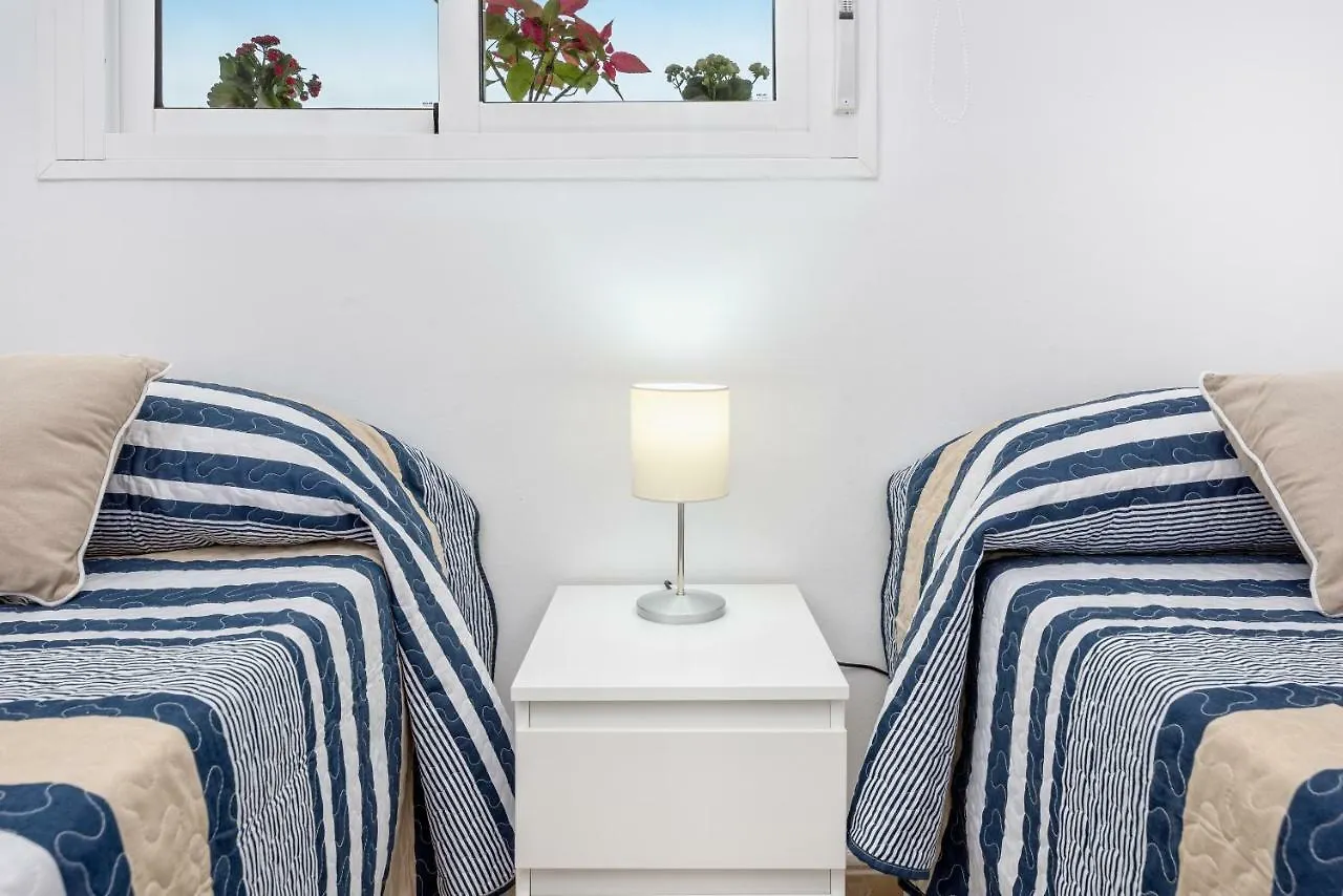 Wintowinrentals Best Location, Beach, Pool & Parking Rincón de la Victoria 0*,